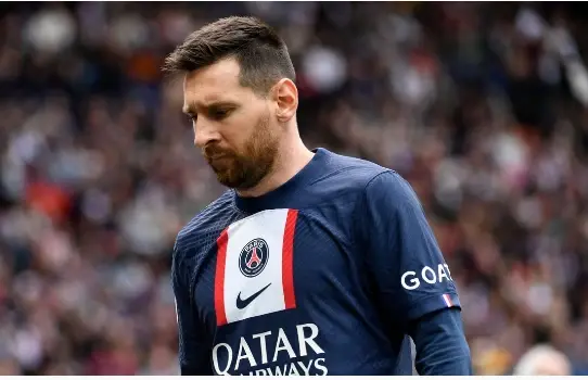 开云移动端-关于刷新纪录引发热议！，科维托娃在巴黎圣日耳曼比赛中重返赛场引发球迷热议的信息